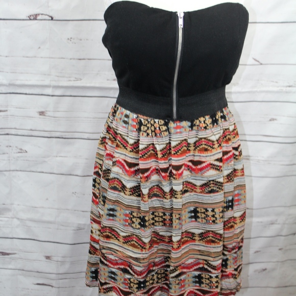 Charlotte Russe Dresses & Skirts - Charlotte Russe Aztec Print Dress